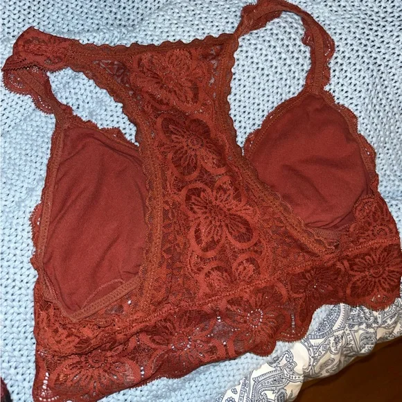 Sold - Picture 3 of 4